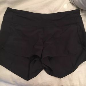 Lululemon speed runner shorts